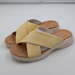 Easy Spirit Women's Taite2 Slide Sandal, Yellow Women's Size 8.5